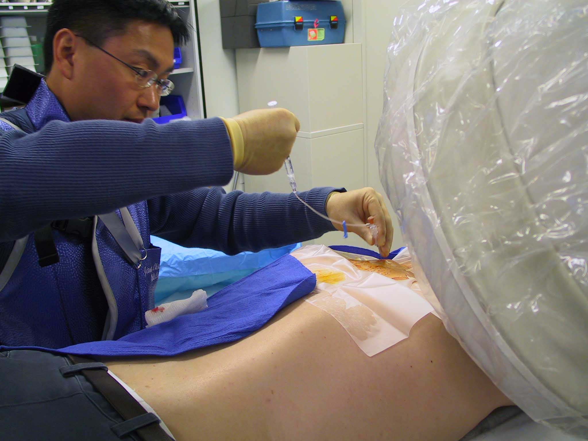 Fig 10: Contrast injection postioning. Fig 10: Contrast injection postioning.